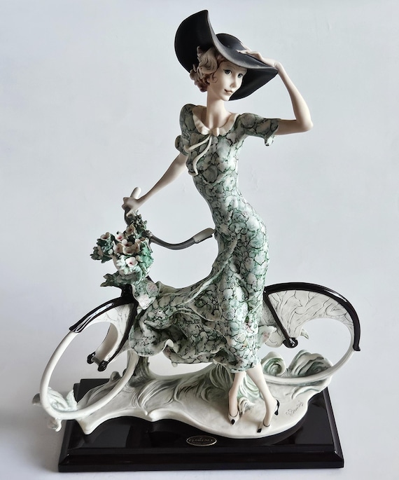 Cyf-giuseppe Armani “lady With Bicycle” 1999 Florence Sculpture