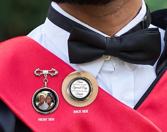 Custom Memorial Photo Pin for Graduation, Keep Loved Ones Close on Graduation Day Photo & Text Lapel Pin, Memorial Gift for New Graduate