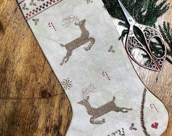 Reindeer & Holly stocking pattern #4~pattern