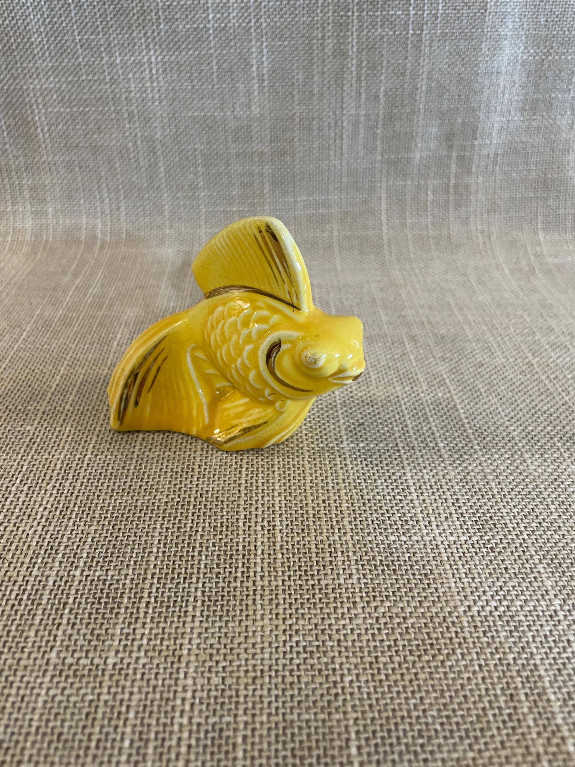 70s vintage 金魚　置物 2個　ヴィンテージ 1940's Homer Laughlin Maverick Gold Trimmed Gold Fish Figurine