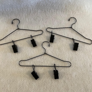 green emerald velvet dress Amazon.com: LemonRoad 8 Pack 1.97 Inch Dress Clips Clothing Clamps for Fitting  Bridal Seamstress Mannequin Heavy Duty Fixed Clamp Wedding Photographer  Fashion Designers Dress Makers Salespeople : Home & Kitchen