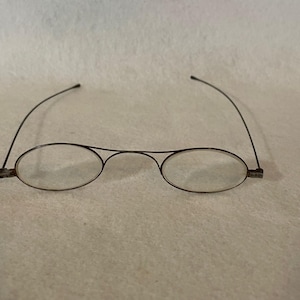 RARE French Eyeglasses from 1840&#39;s or 1850&#39;s - Crossed Bridge French Eyeglasses - Oval European Eyeglasses