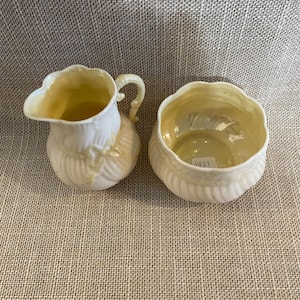 Belleek  Sugar and Creamer in Limpid Yellow with Green 5th Date Mark