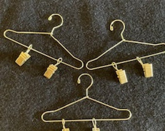 Three Mini Hangers - Photo Hangers - Mini Quilt Hanger - Decorative Hangers - Gold Hangers with Clips - Display Hangers - Three Hangers