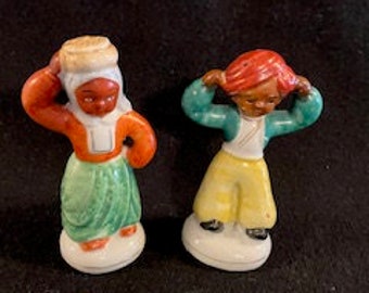 People Salt and Pepper Shakers - Colorful Native People Shakers - Man and a Woman in Costumes Salt and Pepper Shakers - Collectible Shakers
