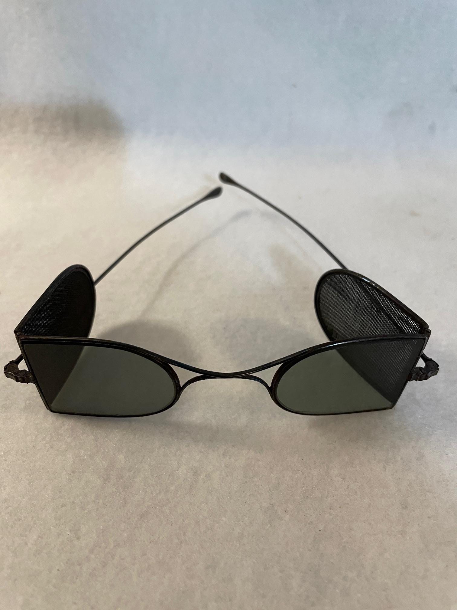 Vintage Pair of 1930s-1940s Folding Sunglasses Bizarre! Vintage 1940s? Retractable Awning Novelty  main image 3