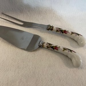 Sheffield Two Piece Prill Set - Serving Fork and Pie Server with Pink Roses on the Ceramic Handles - A.E. Lewis Floraine