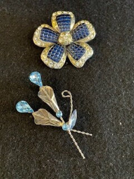 Vintage Avon Blue Petal Pin and Blue Rhinestone F… - image 1