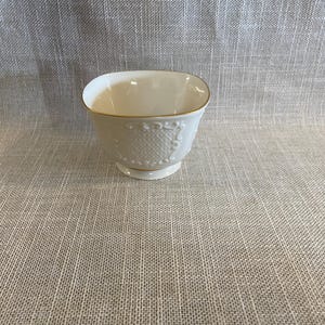 Canterbury by Lenox Bowl - Small Rounded Corners Bowl by Lenox - Fine Bone China by Lenox - White Gold Rimmed Bowl by Lenox - Vintage Lenox