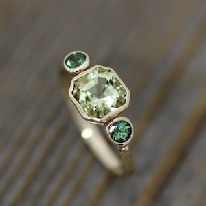 Handmade Asscher Beryl and Green Tourmaline Gemstone Elegant Art Deco 14k Yellow Gold Ring