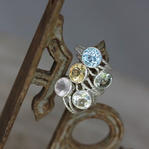 Green Amethyst Gemstone and Recycled Sterling Ring, Sage Green Rope Split Shank Design, Rapunzel image 3