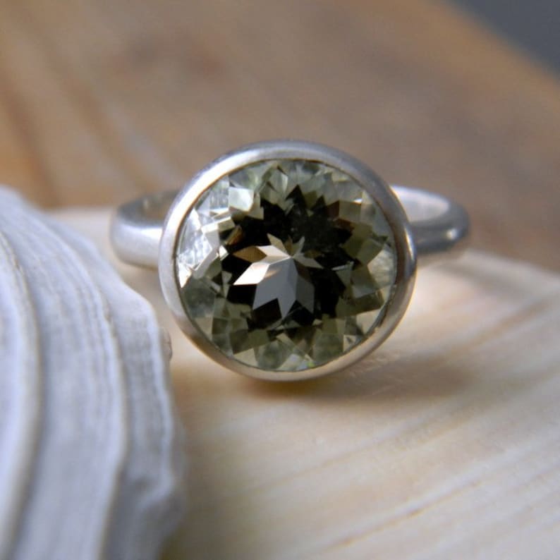 Diamond Alternative Green Amethyst Round Gemstone in Matte Silver Bezel Setting Handmade Boho Ring Prasiolite Ring Mint Green Ring