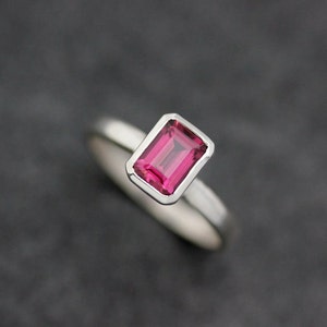 Emerald Cut Gemstone Ring, Rhodolite Garnet Ring, Garnet Silver Ring, Silver Bezel Setting, Natural Garnet  Birthstone Ring