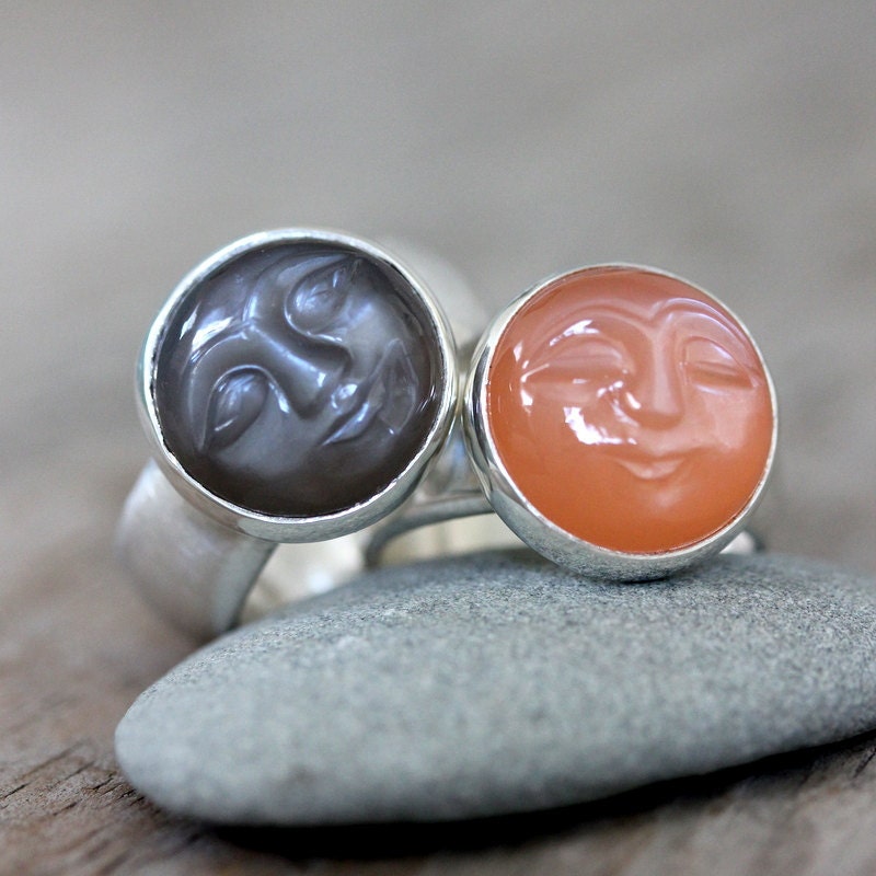 Moonstone Face Ring Gray Moonstone Ring with Smiling Carved Etsy