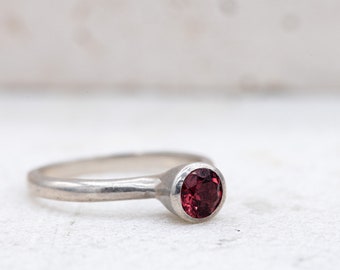 6mm Round Red Garnet Stacking Ring, Sterling Silver Solitaire Ring, Size 6 Ready to Ship