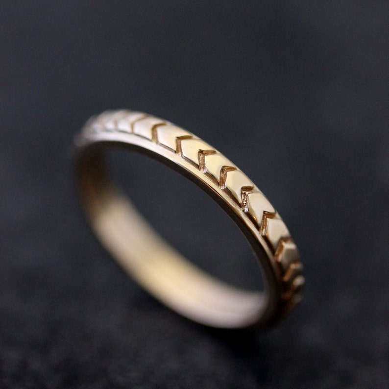 Chevron Wedding Band in 14k Yellow Gold or 14k Rose Gold