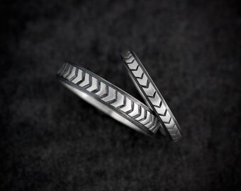 Wedding Band Set in Sterling Silver,  Chevron Ring for Ladies or Men, Silver Wedding Bands or Commitment Rings