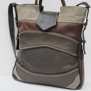 Bolso grande de mano y hombro de cuero / Este bolso no tiene nada de raro / Bolso bandolera grande original / Cuero flexible con ribete de lona encerada