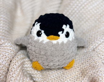 Peluche pingouin au crochet - jouet pingouin amigurumi fait main - peluche douce - décoration hivernale pour chambre de bébé - joli cadeau pour les enfants ou les amoureux des animaux