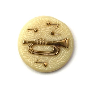 Vintage Glass Cabochon Music Trumpet 18mm Ivory and Gold Instrument (1) VIC324