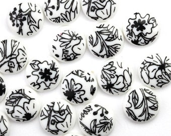 Vintage Cameos Plastic Floral Print Black and White 9mm (8) VIC413