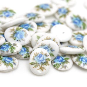 Vintage Japanese Glass Cabochons Floral 8x6mm Blue Rose Tiny Flower (8) OL38