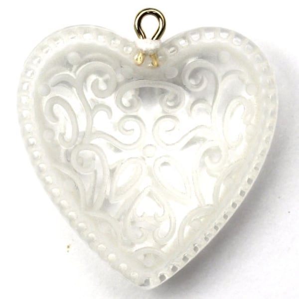 Vintage Plastic Pendants Ornate Textured Heart Scrolls Crystal Clear Charms (2) VCP061