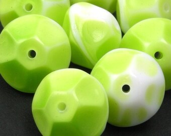 4 Vintage Glass Beads - Faceted Rondelle - Green and White 12mm VGB60