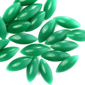 Vintage Glass Stones Pointed Back Navette 15x7mm Smooth Opaque Jade Green West German (8) VGC399