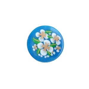 Vintage Glass Cabochons 13mm Floral White on Light Blue Flat Back Flower Cameo Japan (4) VGC560