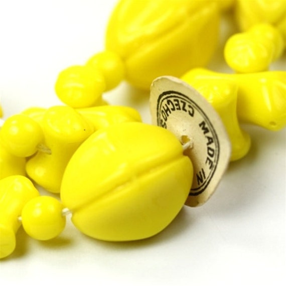 Jewelry Making & Beading Beads Vintage Czech Flowers Pods Opaque Yellow