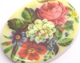 Vintage plastic bloemen camee 40 x 30 - veelkleurige cabochonbloem platte achterkant VIC007