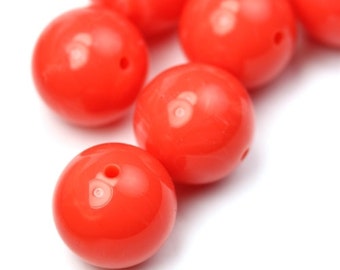 Vintage Lucite Beads Round 16mm Opaque Coral (8) VPB268