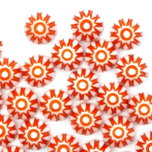 Vintage Plastic Cabochon Small Round Domed Flower 8mm Orange and White (122) VPC172