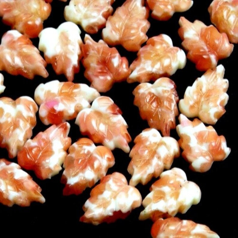 Vintage Glass Cabochons Tiny Leaves 7x5mm Pink and White Marbeled 12 VGC125 image 1