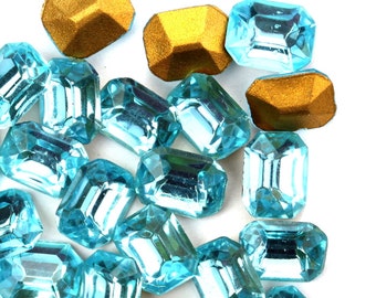 Vintage Glass Stones Pointed Back Octagon 10x8mm Aquamarine Blue Faceted Czech (8) VGC438