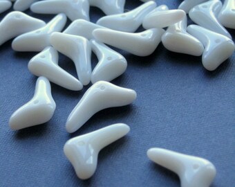 24 Vintage White German Glass Boomerang Beads - VGB38