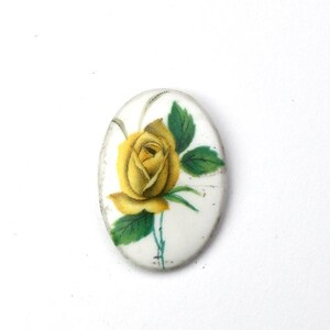 Vintage Glass Floral Cameo Cabochon 26x19mm Yellow Rose (2) VIC342