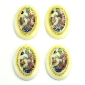 Vintage Plastic Floral Cameo 18x13mm Multicolor Gold Trim (1) VIC430