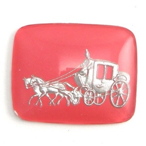 Vintage Glass Intaglio Horse and Carriage Pink and Silver Painted West German (1) VIC158