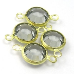 4 Vintage Swarovski Rhinestone Findings 9mm - Black Diamond VS004