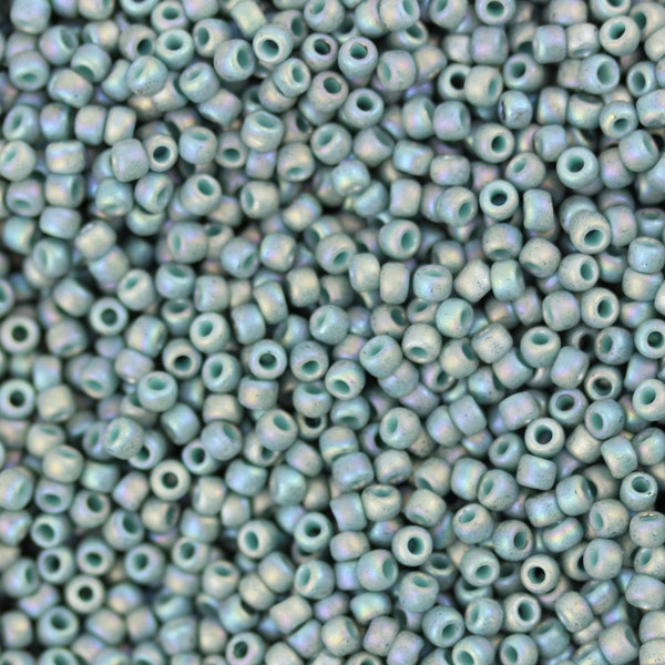 11/0 TOHO Round Glass Seed Beads Semi Glazed Rainbow Turquoise (10 grams) TH012-R