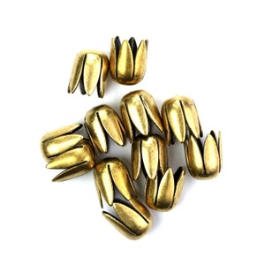 Vintage Bead Caps Tulip Flower 10x7mm Brass Ox (8) VFI085