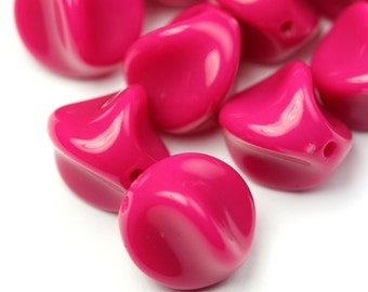 Vintage Lucite Beads Twisted 14mm Fuchsia (10) VPB238