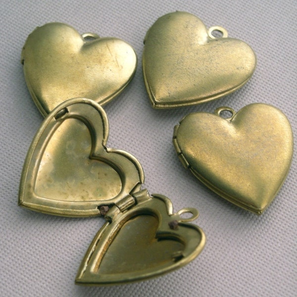 Vintage Raw Brass Lockets 18x19mm Plain Heart Charms Pendants Jewelry Supplies Patina Keepsake (4) BLH9