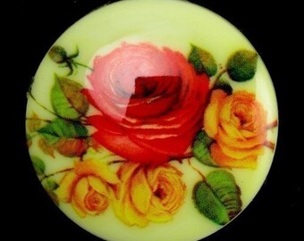 Vintage Plastic Floral Cameo 30mm - Multicolor (2) VIC128