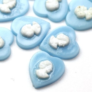 Vintage Plastic Cameo Small Heart Light Blue 9mm (10) VIC382