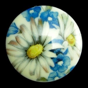 Vintage Floral Cabochon Plastic Decal Daisy 30mm (1) VIC160