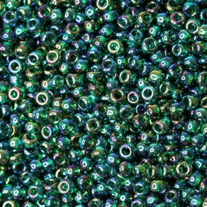 8/0 TOHO Round Glass Seed Beads Transparent Rainbow Green Emerald (10 grams) TH145-R