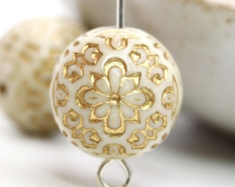 Ornate Etched Beads Ivory and Gold Acrylic Carved 14mm Floral Cream (14) PB175